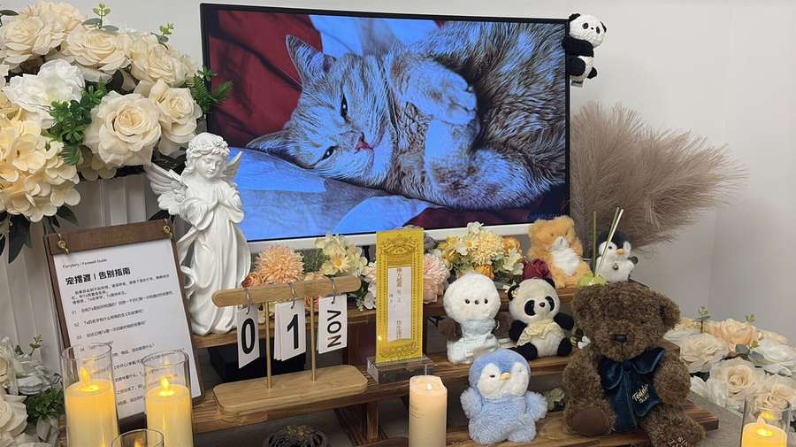 天津告别厅花艺布置